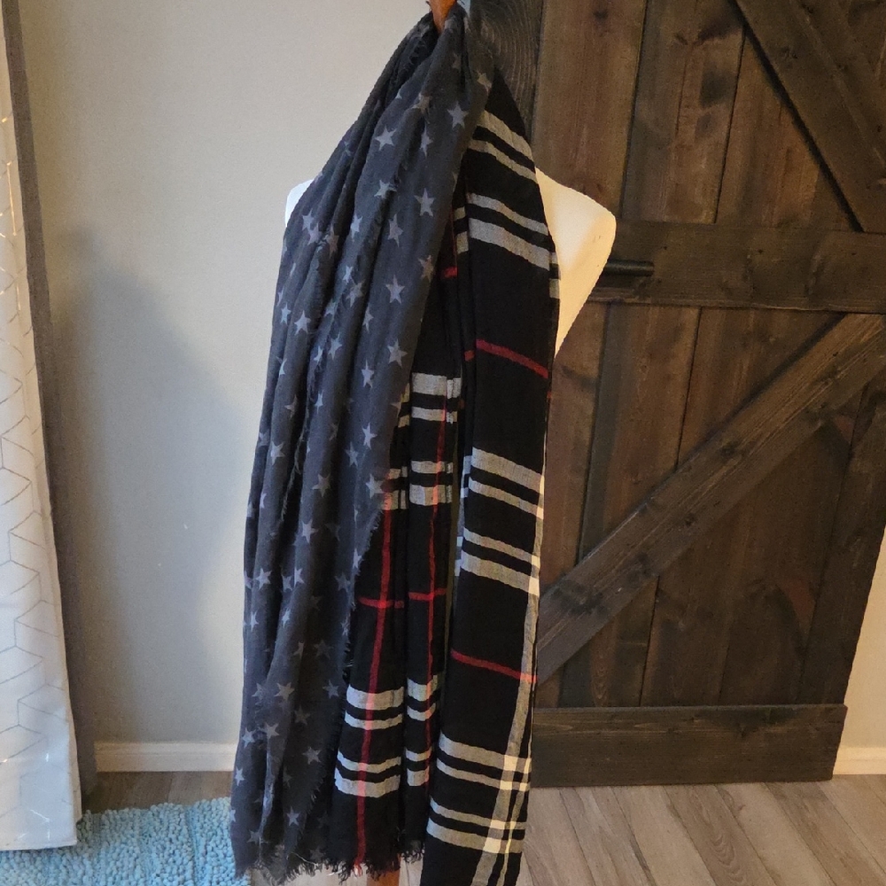 Stylish Black and Gray Red Star Plaid Scarf Bundle